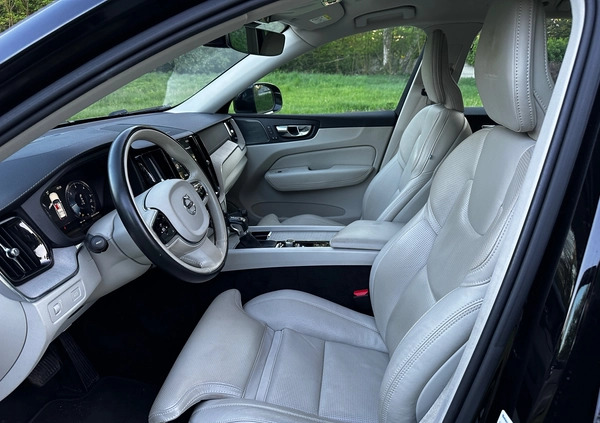 Volvo XC 60 cena 126500 przebieg: 144167, rok produkcji 2018 z Leśnica małe 191